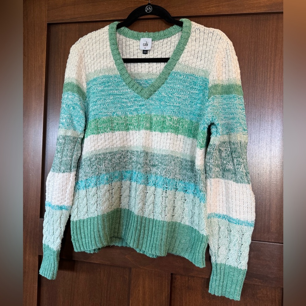 Cabi #6170 Mix Stitch V-neck sweater